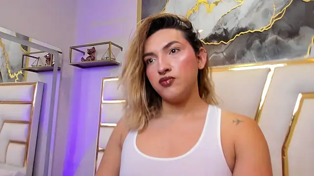 TomLondon  online show from December 2025 12:26:01 PM