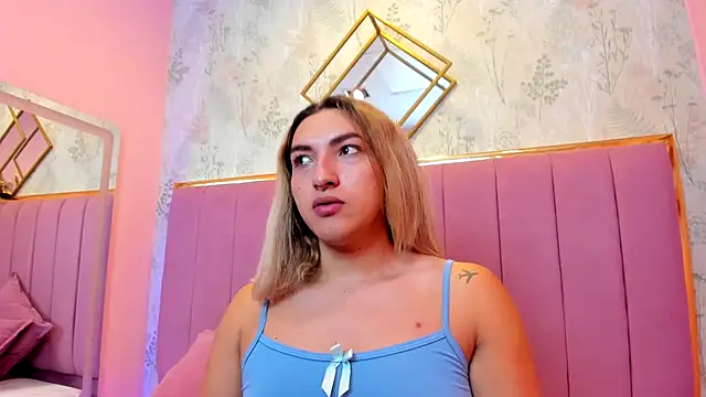 TomLondon  online show from December 2025 11:45:02 AM