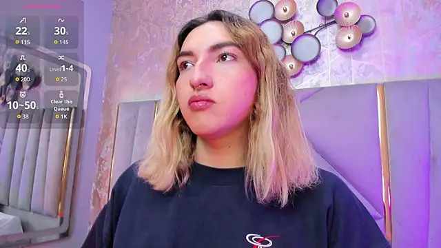 TomLondon  online show from January 2026 01:38:01 PM