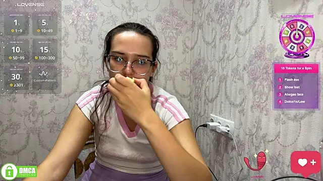 Snapshot of the_princese chatting on October 2025 03:01:01 PM the princese online show from October 2025 03:01:01 PM