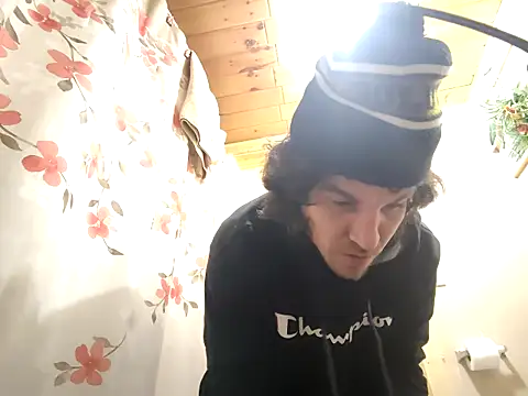 Snapshot of Lilsmokeshow017 chatting on December 2025 03:30:02 AM Lilsmokeshow017 online show from December 2025 03:30:02 AM