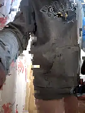 Snapshot of Lilsmokeshow017 chatting on February 2026 02:14:01 PM Lilsmokeshow017 online show from February 2026 02:14:01 PM