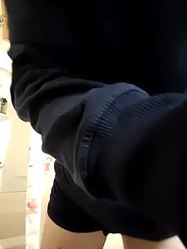 Lilsmokeshow017 online show from March 2026 05:28:01 AM