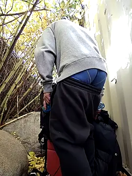 Lilsmokeshow017 online show from November 2025 05:38:02 PM