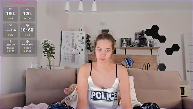Snapshot of Girl_alone_home chatting on October 2025 04:03:01 AM Girl alone home online show from October 2025 04:03:01 AM