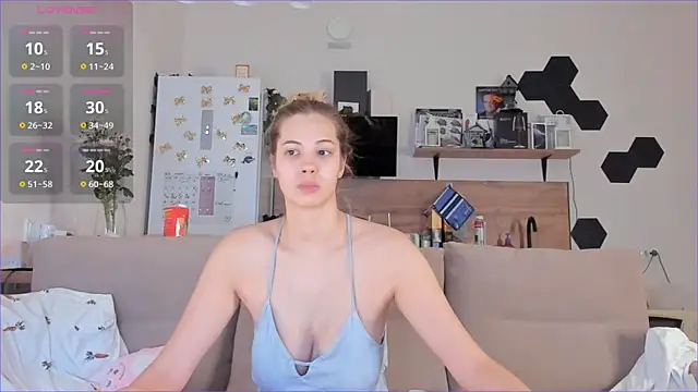 Girl alone home online show from October 2025 03:36:01 AM