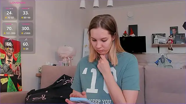 Girl alone home online show from March 2026 03:56:04 AM