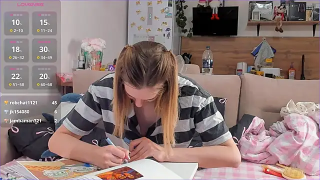 Girl alone home online show from February 2026 04:26:02 PM