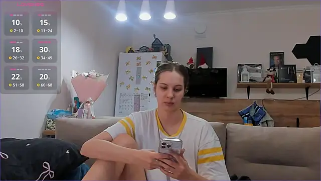 Girl alone home online show from March 2026 01:04:01 PM