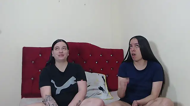 Snapshot of Lola_barbara chatting on October 2025 12:57:02 PM Lola barbara online show from October 2025 12:57:02 PM