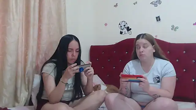 Snapshot of Lola_barbara chatting on February 2025 09:32:01 PM Lola barbara online show from February 2025 09:32:01 PM