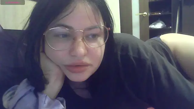 Snapshot of German_Eva chatting on November 2025 08:01:01 PM German Eva online show from November 2025 08:01:01 PM