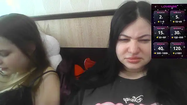 Snapshot of German_Eva chatting on October 2025 11:40:02 AM German Eva online show from October 2025 11:40:02 AM