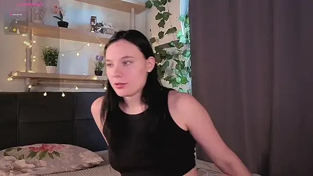 Snapshot of NaokoStifel chatting on July 2026 01:17:02 AM NaokoStifel online show from July 2026 01:17:02 AM