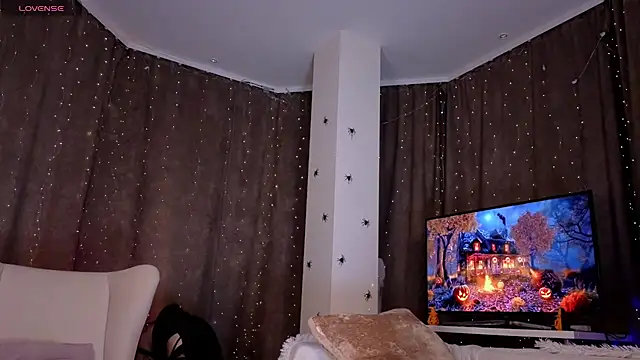 NaokoStifel online show from October 2025 01:13:01 AM