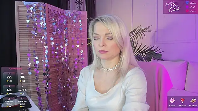 Gloria Lovely online show from February 2025 03:41:02 PM