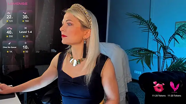 Gloria Lovely online show from February 2025 11:39:01 AM