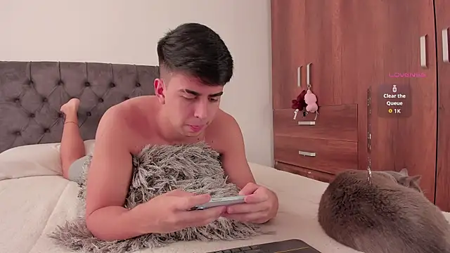 jordanmuskk online show from November 2025 07:24:02 PM