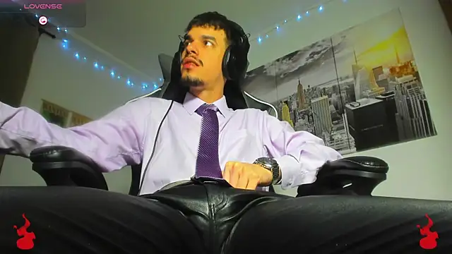 BRAYHAMBROWN online show from November 2025 02:15:02 AM