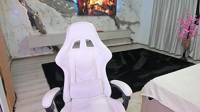 Snapshot of patriciakeys chatting on December 2025 04:35:01 AM patriciakeys online show from December 2025 04:35:01 AM