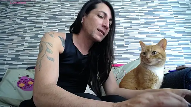 Snapshot of VioletaGomezCo chatting on July 2026 05:58:02 PM VioletaGomezCo online show from July 2026 05:58:02 PM