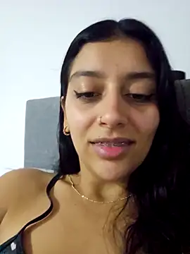 BrittanyDiaz online show from November 2025 02:22:02 PM