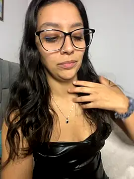 BrittanyDiaz online show from October 2025 07:04:01 PM