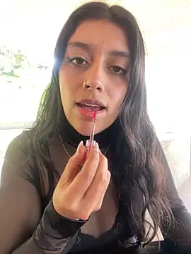 BrittanyDiaz online show from November 2025 05:17:02 PM