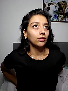 BrittanyDiaz online show from November 2025 09:18:01 PM