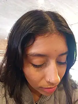 BrittanyDiaz online show from November 2025 02:50:01 PM