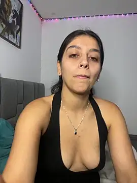BrittanyDiaz online show from October 2025 07:37:02 PM