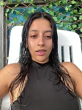 BrittanyDiaz online show from April 2026 09:32:01 PM