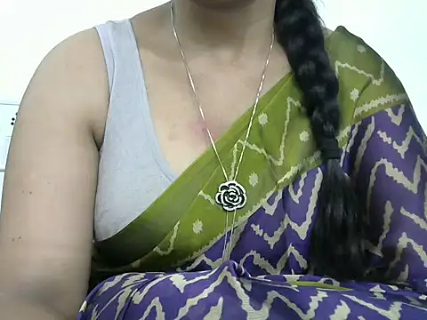 Snapshot of rashmika_reddy chatting on October 2025 07:31:02 AM rashmika reddy online show from October 2025 07:31:02 AM