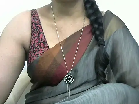 Snapshot of rashmika_reddy chatting on September 2025 05:31:01 PM rashmika reddy online show from September 2025 05:31:01 PM
