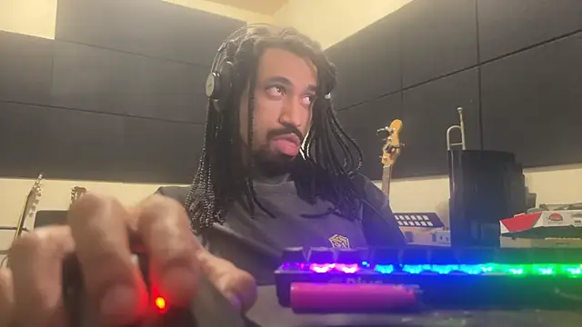 hotcamboy420 online show from November 2025 06:36:01 AM