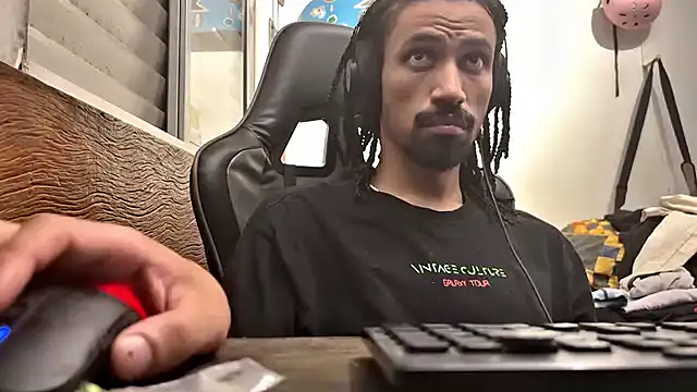 hotcamboy420 online show from February 2025 05:15:02 AM