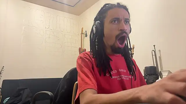 hotcamboy420 online show from October 2025 06:21:02 AM