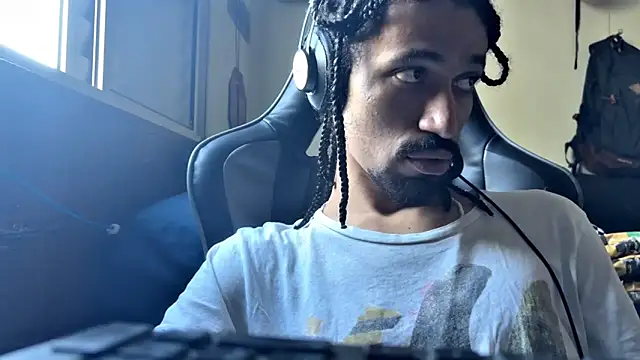 hotcamboy420 online show from February 2025 07:49:01 PM