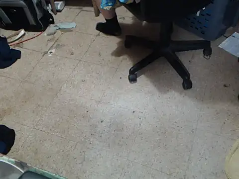 sohorneydad13 online show from December 2025 05:09:02 AM