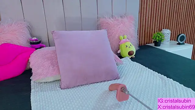 Snapshot of cristal_subin69 chatting on November 2025 11:49:02 AM cristal subin69 online show from November 2025 11:49:02 AM