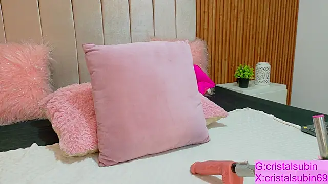 Snapshot of cristal_subin69 chatting on November 2025 12:20:01 PM cristal subin69 online show from November 2025 12:20:01 PM