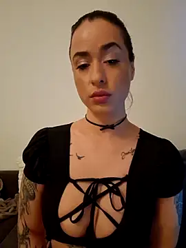 LydiaMaus96 online show from March 2026 04:57:02 PM