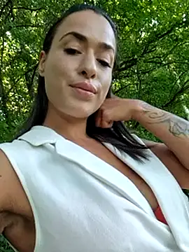 Snapshot of LydiaMaus96 chatting on July 2026 10:21:02 AM LydiaMaus96 online show from July 2026 10:21:02 AM