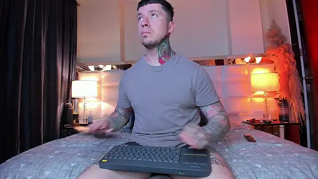 Snapshot of Adam_tatto chatting on September 2025 03:54:01 AM Adam tatto online show from September 2025 03:54:01 AM