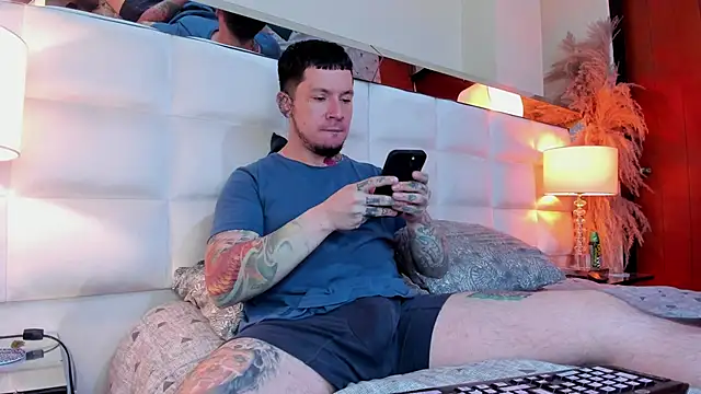 Snapshot of Adam_tatto chatting on October 2025 03:27:01 AM Adam tatto online show from October 2025 03:27:01 AM