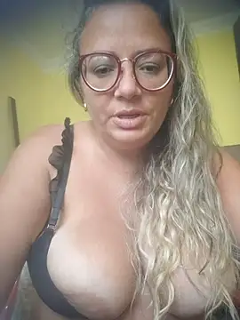 Livvyrj online show from April 2026 01:40:01 PM