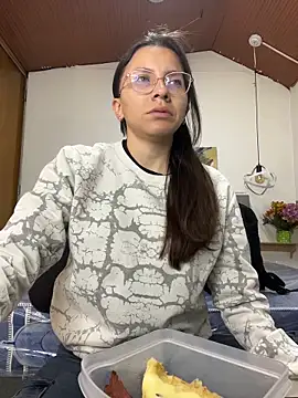 karlamorris  online show from February 2026 01:28:01 PM