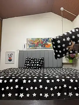 karlamorris  online show from February 2026 01:08:01 PM