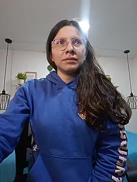 karlamorris  online show from November 2025 07:14:02 PM