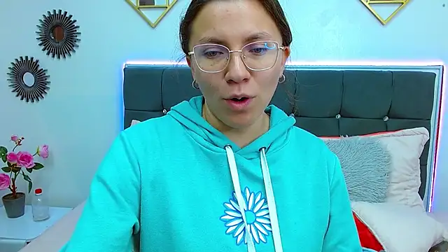 karlamorris  online show from March 2025 01:46:02 PM